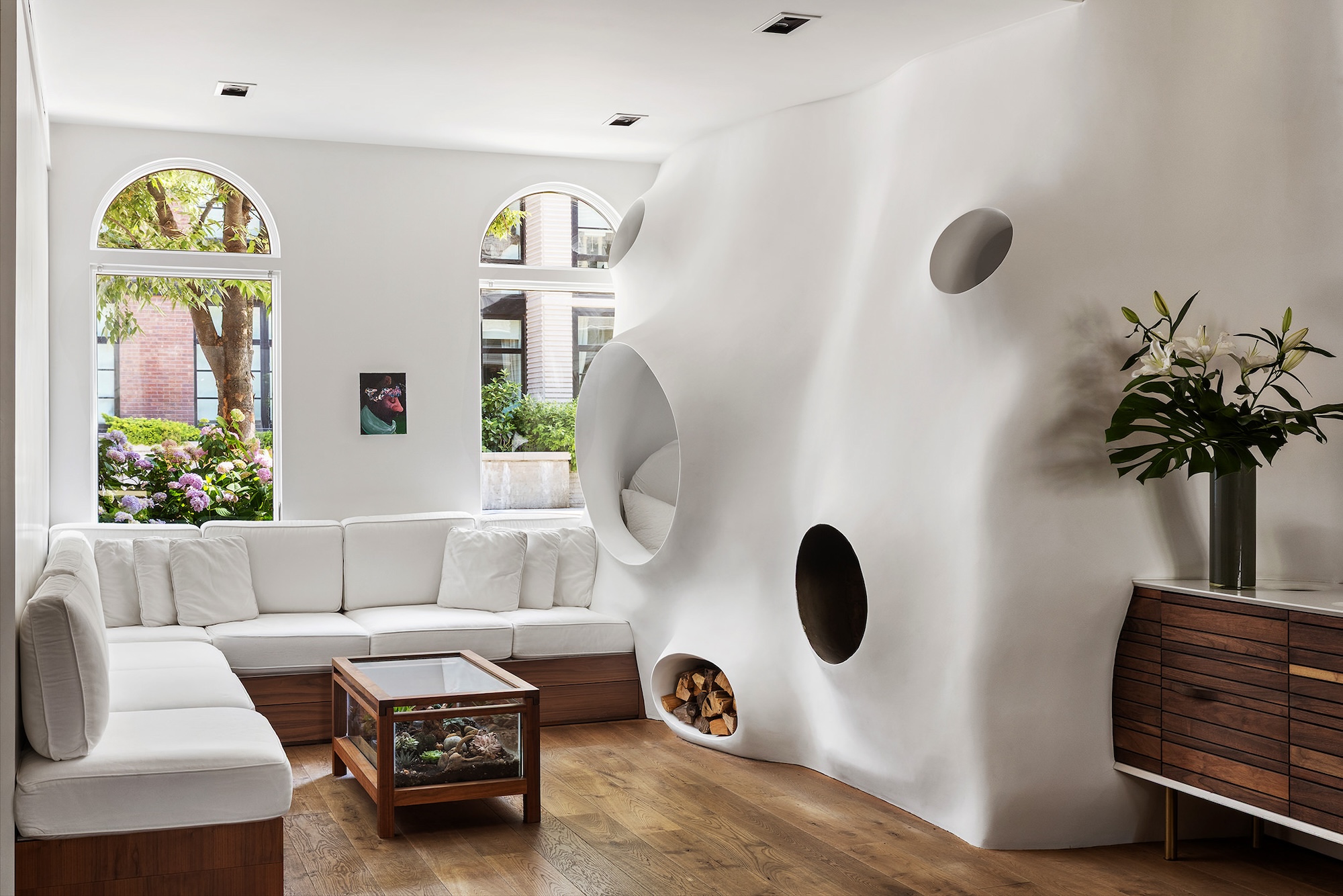 This $6.75M Gowanus compound combines a townhouse, gallery, garage, and lofts in one unusual property