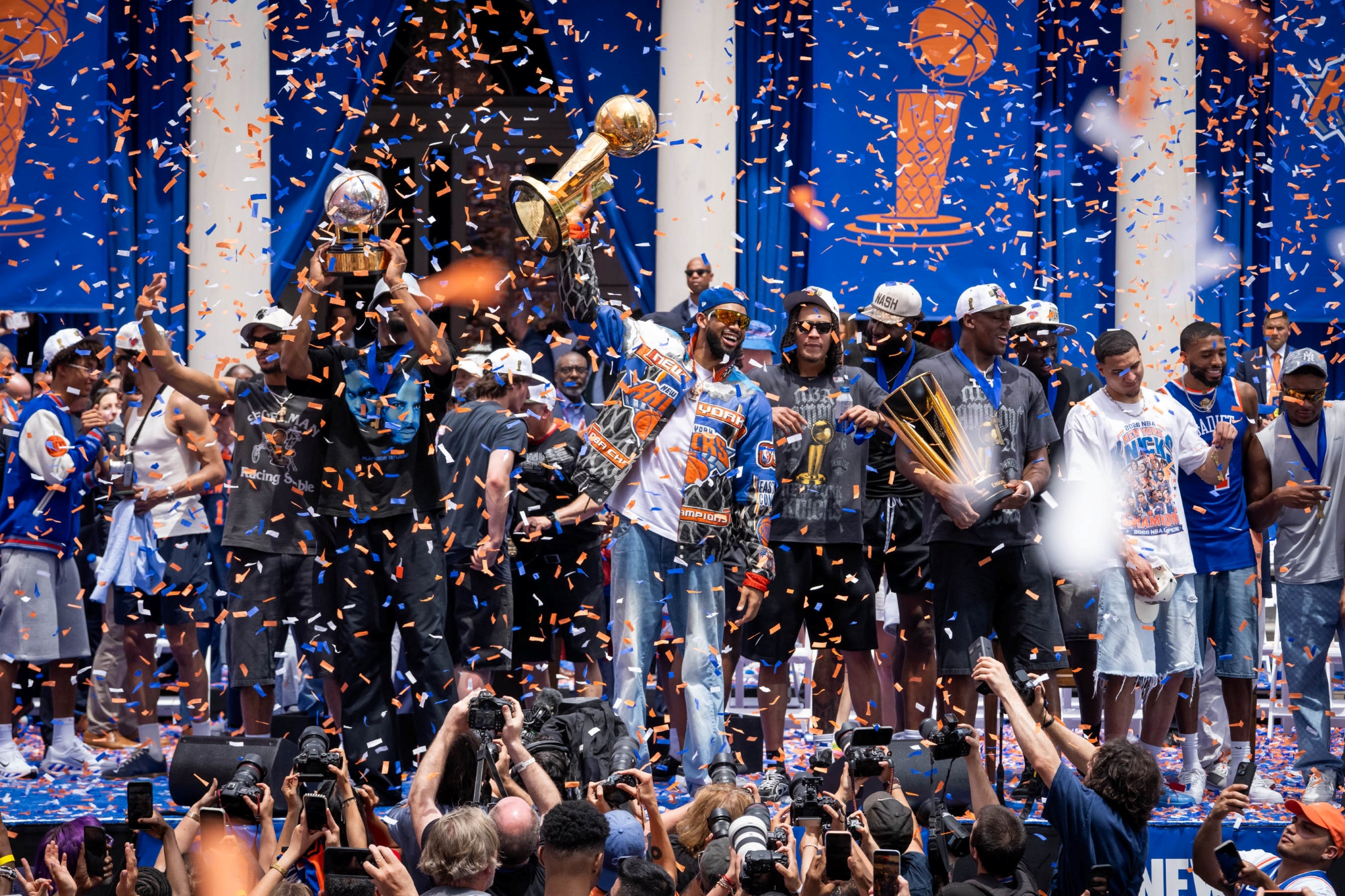Knicks championship trophy will be on display at Natural History Museum