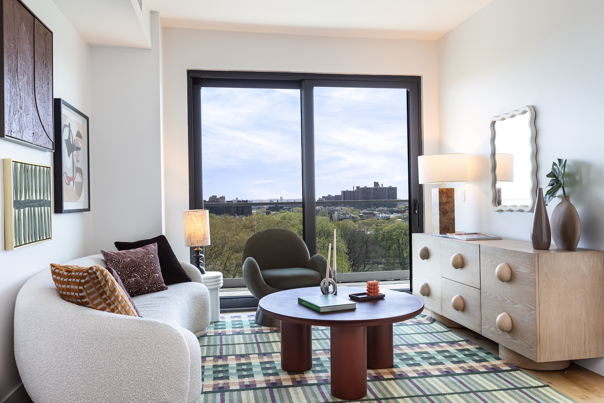 This luxury Fort Greene rental offers rent-stabilized apartments with a $1 amenity fee